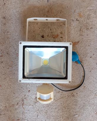 Faro a Led