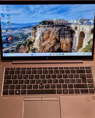 Notebook HP ZBook Firefly 14 G8 Intel i7 SSD 256 -