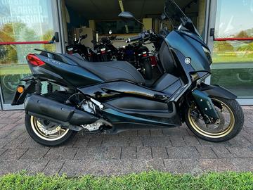 Yamaha X-Max 300