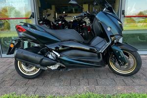 Yamaha X-Max 300