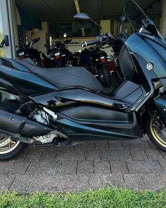 Yamaha X-Max 300
