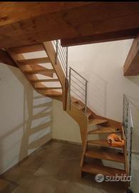 scala da interni in legno ed acciaio 