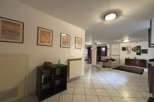 2 LOCALI A GARBAGNATE MILANESE