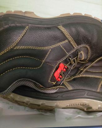 Scarpe antinfortunistiche numero 45