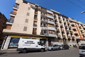 BILOCALE RISTRUTTURATO E LIBERO SUBITO