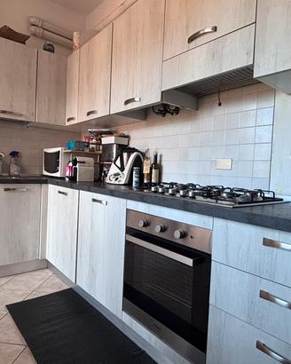 Cucina Lyon’s modulabile con elettrodomestici