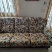 Divano 3 posti e due poltrone