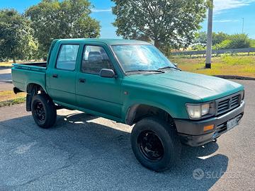 Toyota Hilux 4x4 Pick-up
1996 2.4 diesel 