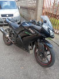 al primo che la prende