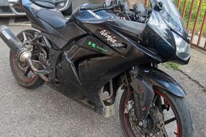 al primo che la prende