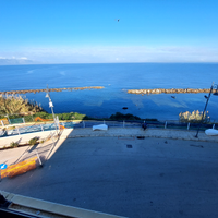 Poseidone sul mare