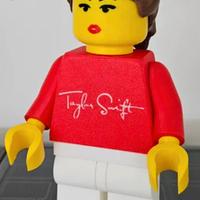 Omino Lego XXL 20cm Taylor Swift