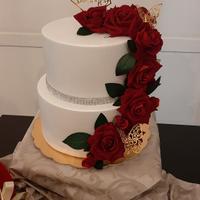 torta scenografica rose rosse