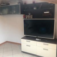 Mobile porta tv, con mensole e mobile sospeso