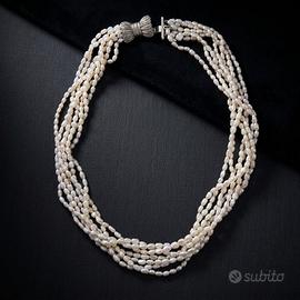 Collana multifilo girocollo torchon perle bianche