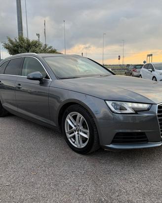 AUDI A4 Avant 2.0 TDI 150CV ULTRA S TRONIC BUSINES