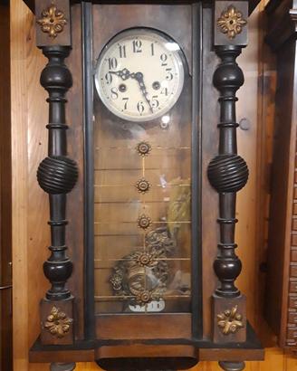 Antico Orologio a pendolo