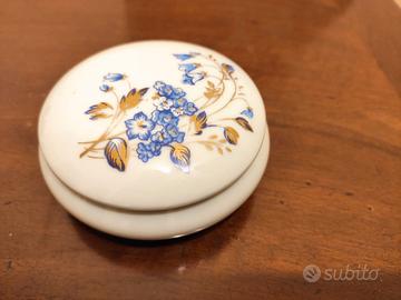 Scatolina in porcellana Limoges