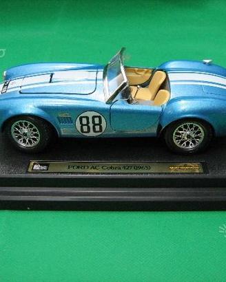 Burago m.italy Ford ac cobra 427 1-24 mint