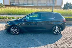 Peugeot 308 BlueHDi 120 SeS Allure