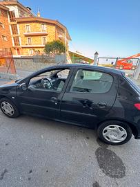 Auto pegeout 206