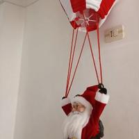 Babbo Natale con paracadute mongolfiera