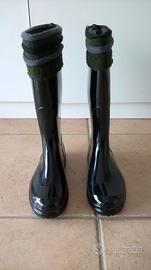 Nuovi stivali gomma lucida neri con scaldamuscoli