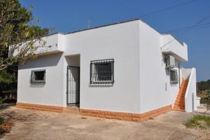 Serranova villetta con ampio terreno