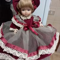 bambola in porcellana