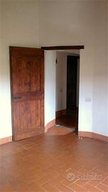 Appartamento di 2 Vani con Resede e Posto auto