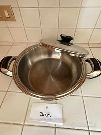 Pentola 24 cm con coperchio