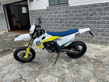 Husqvarna 125 motard