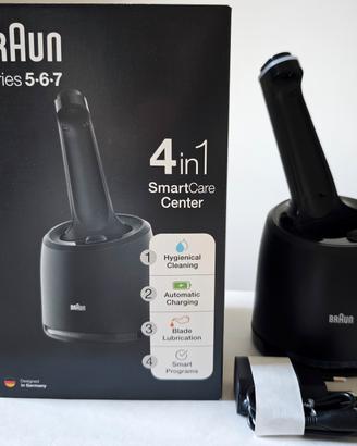 Braun Series 7 Rasoio elettrico + SmartCare Center