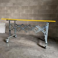 Carrello a pantografo estensibile su ruote – accia