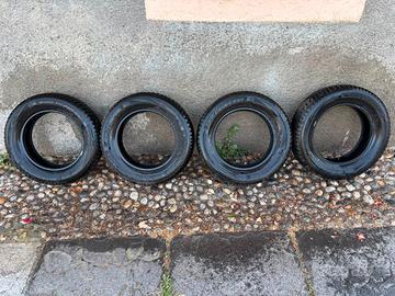 Set pneumatici Hankook Winter i*cept RS2 (