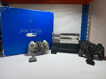 Console PlayStation 2 completa di scatola