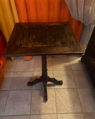 Tavolino in legno