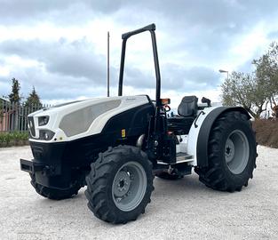 Trattore marca LAMBORGHINI modello SPIRE F 115 GS