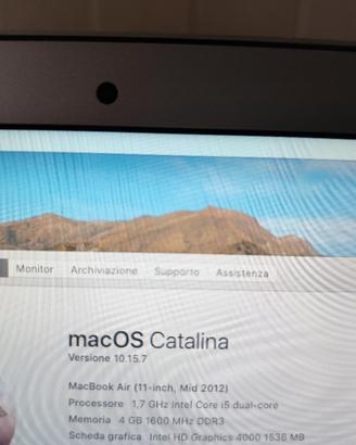 MacBook air 2012, 11. RAM 4GB, SSD 60GB