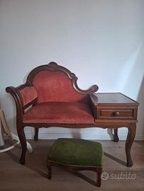 Divanetto antico, Luigi XVI° con puff
