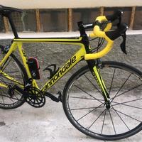 Bicicletta da corsa Cannondale Synapse