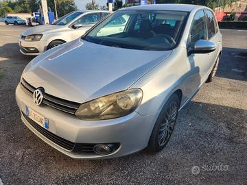 Volkswagen Golf 2.0 TDI 140CV 5p. - pronta a viagg
