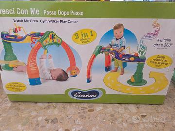 Girello con piano di Gioco