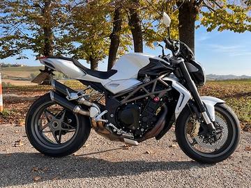 MV Agusta Brutale 990 - 2012