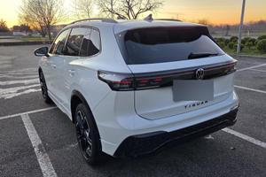 Tiguan r line plug-in hybrid