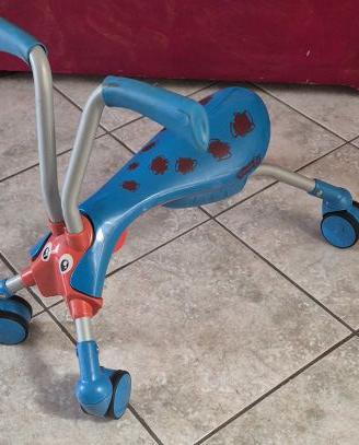 Quadriciclo pieghevole per bimbi