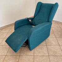 Poltrona relax con alzata assistita 