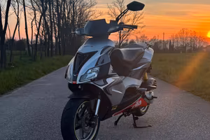 Aprilia SR 50 a carburatore