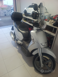 Scarabeo 250 aprilia