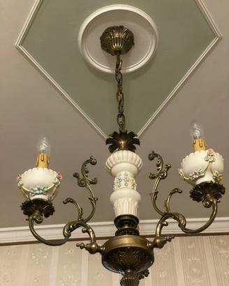 Lampadario vintage bronzo e ceramica